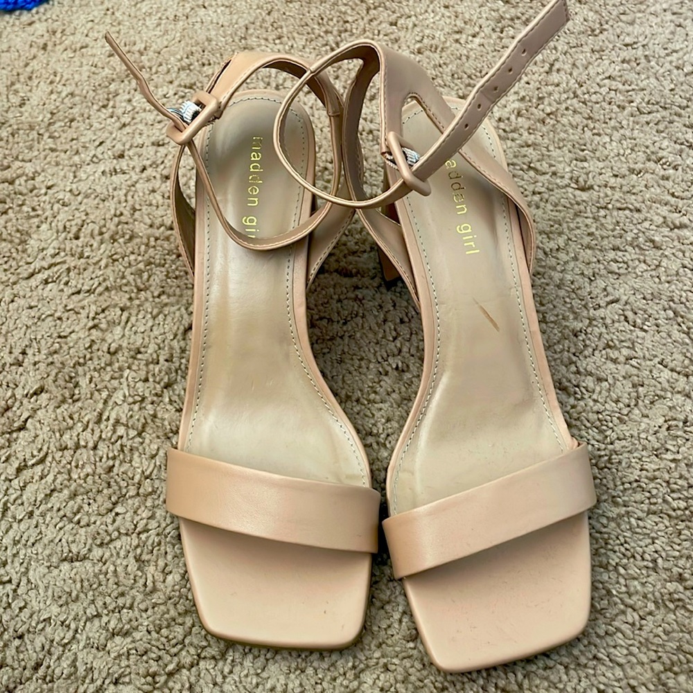 Madden girl Winni heels nude size 9.5 worn once